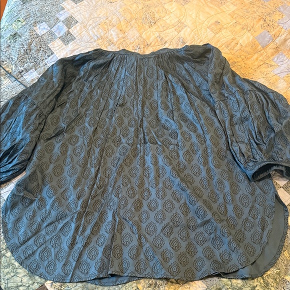 Elegant Teal Blue. NWT Sundance Top - Picture 6 of 6